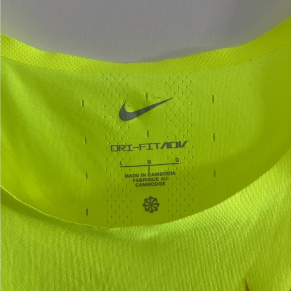 Nike Dri-Fit Tank - Picture 3 of 3